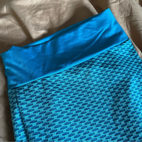 NWT Women’s Juniors OOKIE & LALA Turquoise Patterned Leggings - NEVER WORN! - Picture 4 of 7